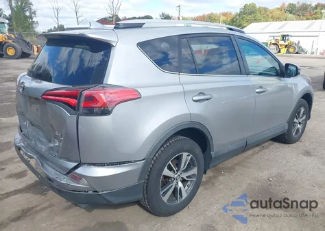 2016 Toyota Rav4 Xle z USA, uszkodzony, nr VIN 2T3RFREV1GW445531